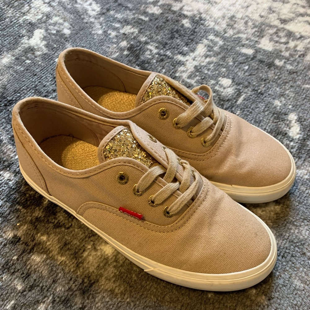 Levi’s shoes